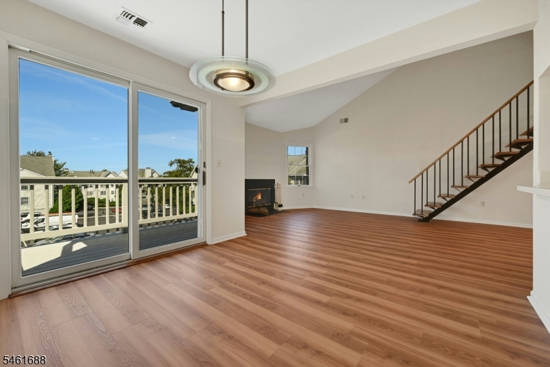 105 Quartz Lane Paterson NJ 07501