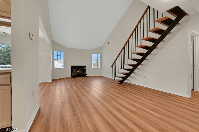 105 Quartz Lane Paterson NJ 07501