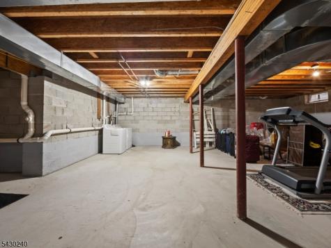 67 Rhyan Drive Parsippany-troy Hills NJ 07054