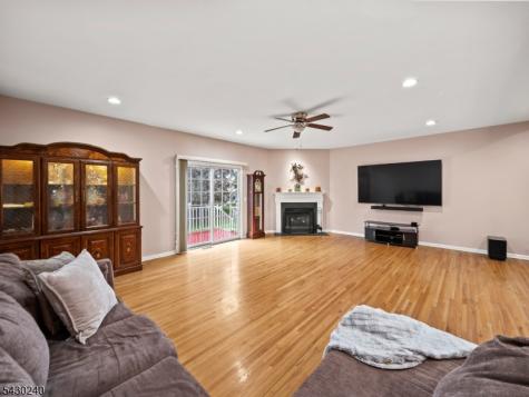 67 Rhyan Drive Parsippany-troy Hills NJ 07054