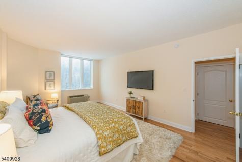 10 Smith Manor Boulevard West Orange NJ 07052
