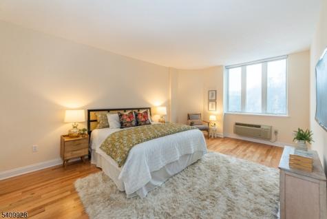 10 Smith Manor Boulevard West Orange NJ 07052