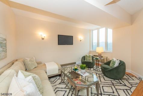 10 Smith Manor Boulevard West Orange NJ 07052