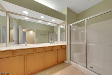 2202 Warrens Way Wanaque NJ 07465