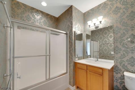 2202 Warrens Way Wanaque NJ 07465