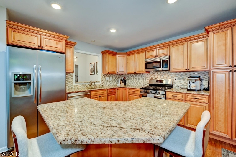 48 Keats Way Morris NJ 07960