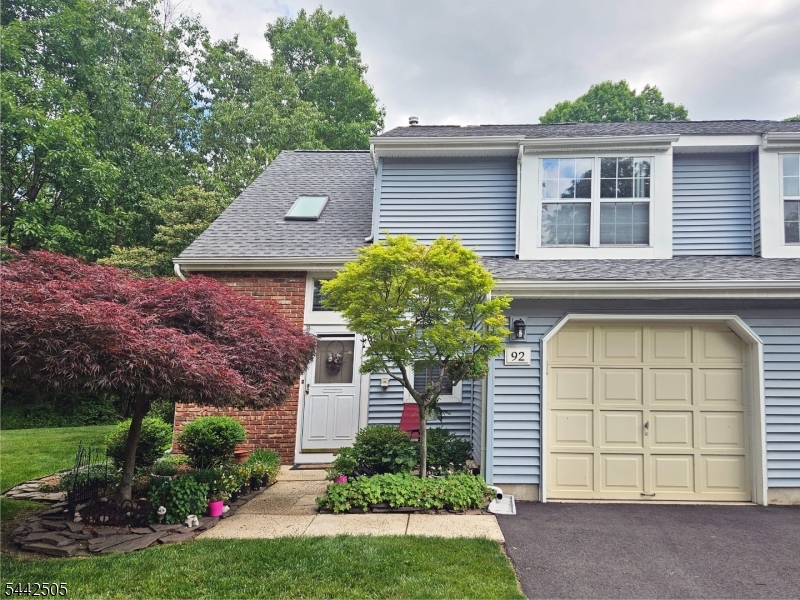 92 Stonehedge Court Franklin NJ 08873