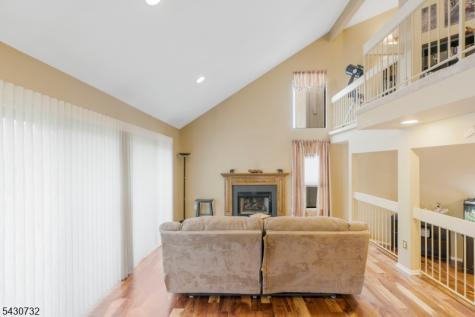 57 Woodhill Street Franklin NJ 08873