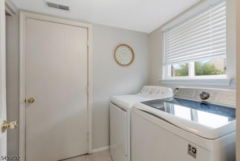 57 Woodhill Street Franklin NJ 08873