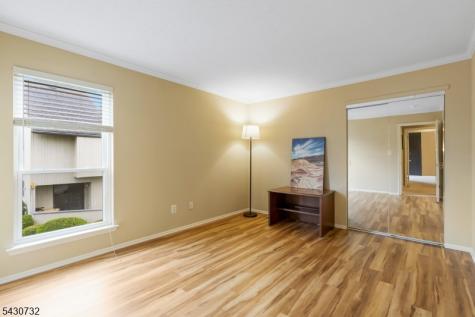 57 Woodhill Street Franklin NJ 08873