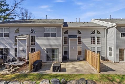42 Pond Hollow Drive Jefferson NJ 07438