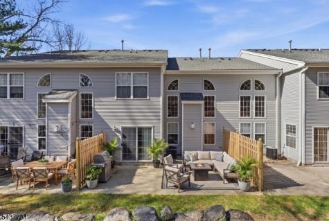 42 Pond Hollow Drive Jefferson NJ 07438