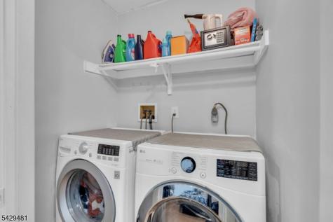 527 Andria Avenue Hillsborough NJ 08844