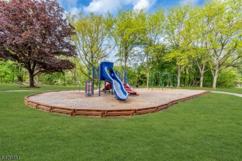 527 Andria Avenue Hillsborough NJ 08844