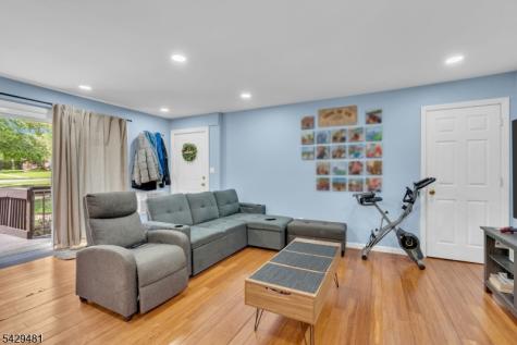 527 Andria Avenue Hillsborough NJ 08844