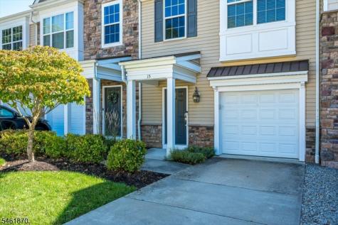 15 Bahr Circle Verona NJ 07044