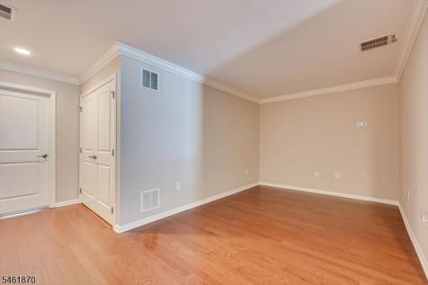 15 Bahr Circle Verona NJ 07044