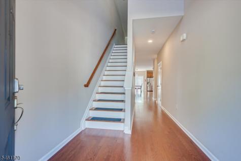 15 Bahr Circle Verona NJ 07044