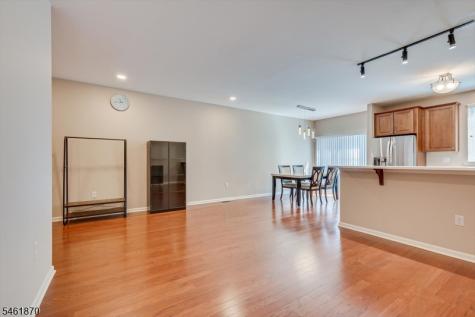15 Bahr Circle Verona NJ 07044