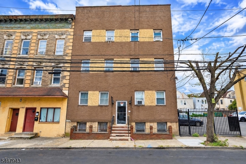 592 N 6th Street Newark NJ 07107