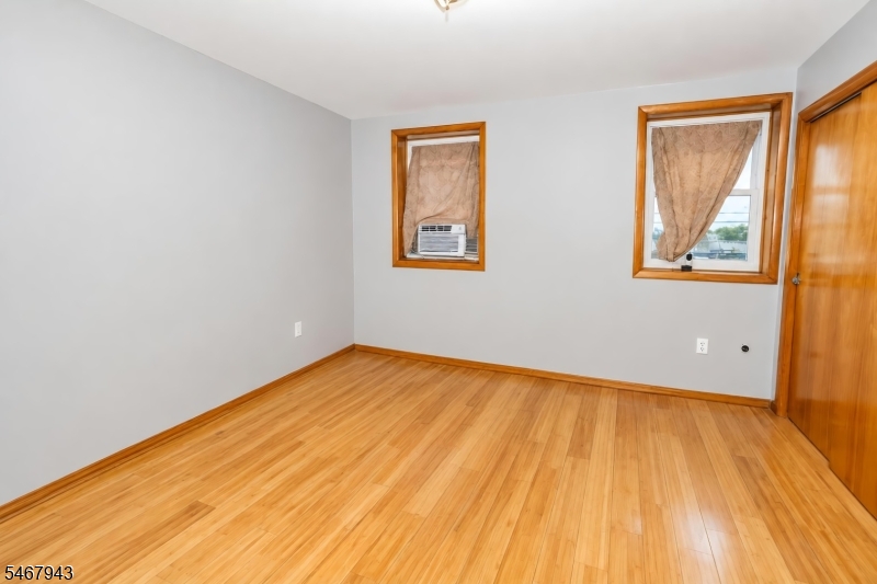 592 N 6th Street Newark NJ 07107