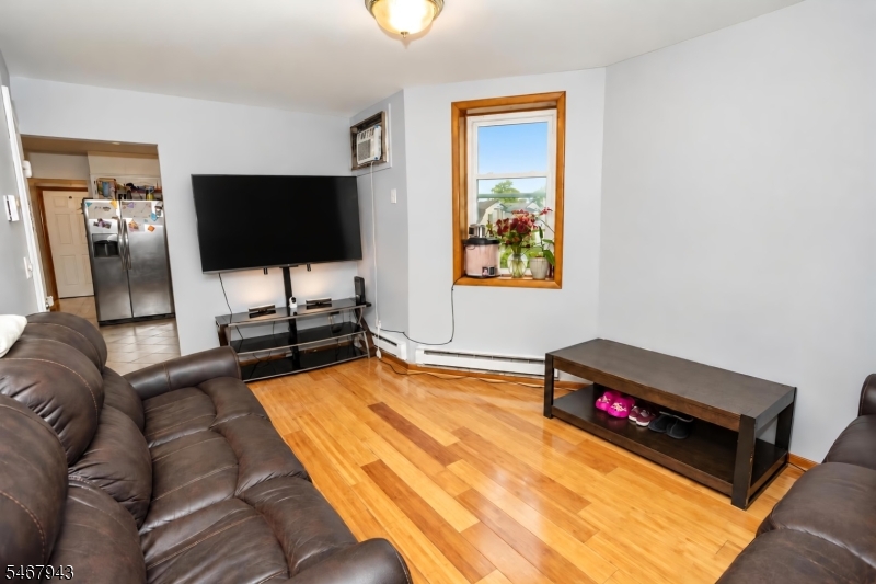 592 N 6th Street Newark NJ 07107