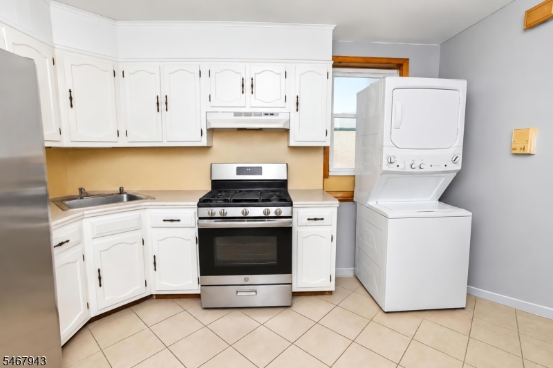 592 N 6th Street Newark NJ 07107