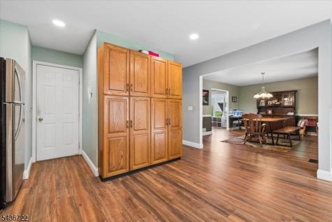 5 Saint Andrews Lane Clinton NJ 08801