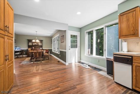 5 Saint Andrews Lane Clinton NJ 08801