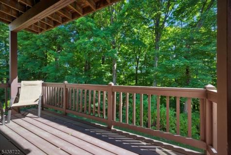 5 Saint Andrews Lane Clinton NJ 08801