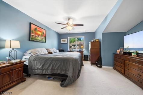 5 Saint Andrews Lane Clinton NJ 08801