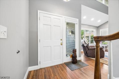 5 Saint Andrews Lane Clinton NJ 08801
