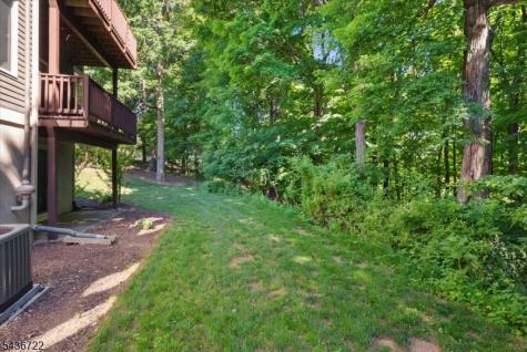 5 Saint Andrews Lane Clinton NJ 08801