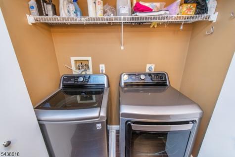 902 River Renaissance East Rutherford NJ 07073