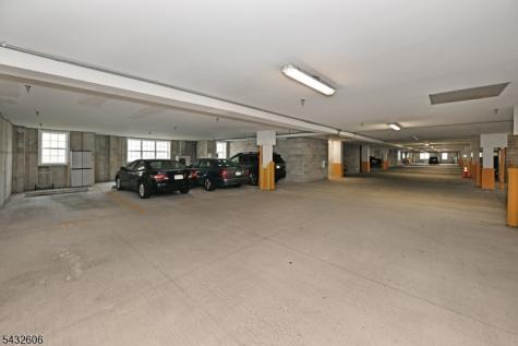 5206 Warrens Way Wanaque NJ 07465