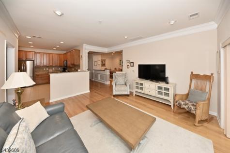 5206 Warrens Way Wanaque NJ 07465