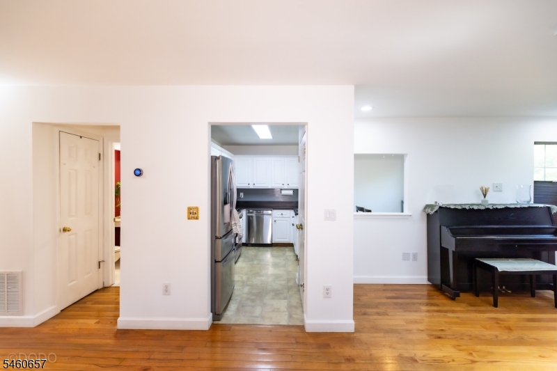 86 Gordon Avenue Lawrence NJ 08648
