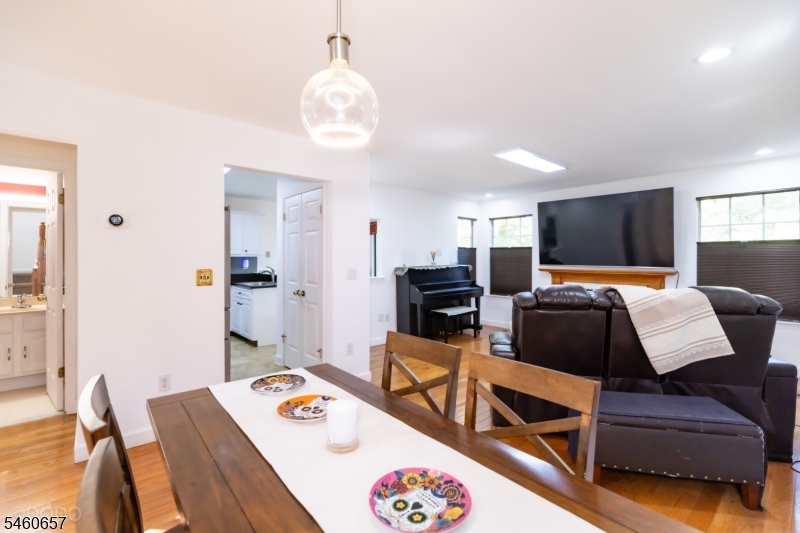 86 Gordon Avenue Lawrence NJ 08648