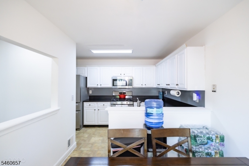 86 Gordon Avenue Lawrence NJ 08648