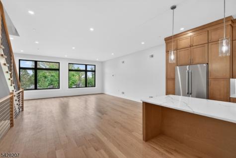 522 Valley Road Clifton NJ 07013