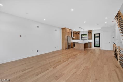 522 Valley Road Clifton NJ 07013