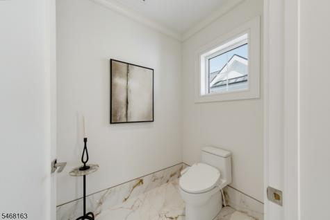 16 Paris Avenue Rockleigh NJ 07647