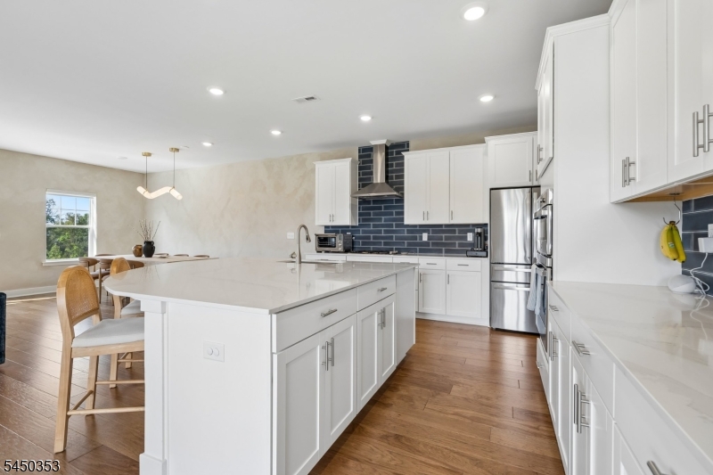 99 Ventura Drive East Hanover NJ 07936