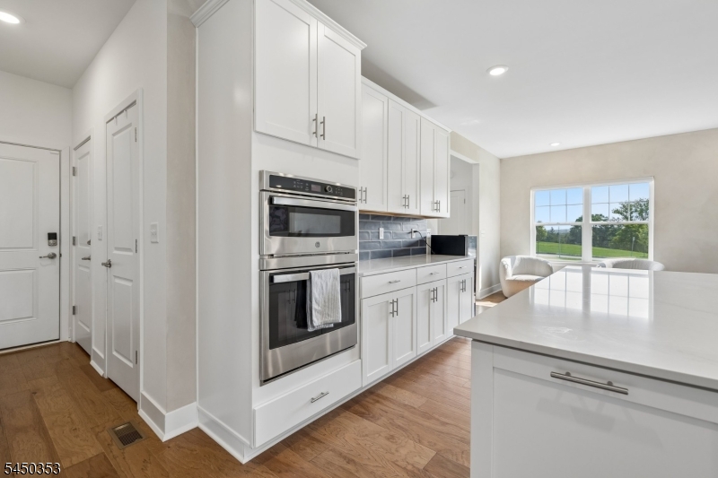 99 Ventura Drive East Hanover NJ 07936