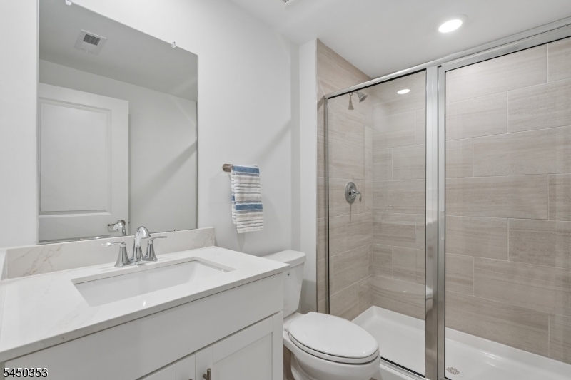 99 Ventura Drive East Hanover NJ 07936