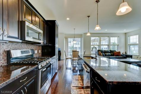 14 Lupine Lane Allamuchy NJ 07840