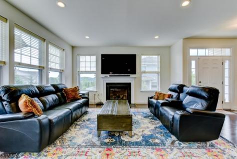 14 Lupine Lane Allamuchy NJ 07840