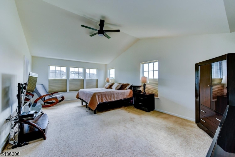 14 Lupine Lane Allamuchy NJ 07840