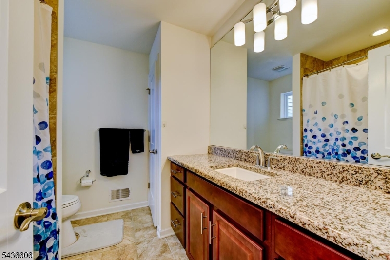 14 Lupine Lane Allamuchy NJ 07840