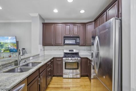 118 Donato Circle Scotch Plains NJ 07076